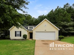 6868 Merrywood Dr, Fairburn, GA 30213