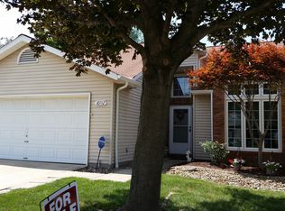 10712 Grand Prairie Ln #66-A, Strongsville, OH 44136