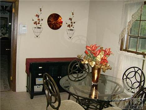 4th image of 101 Stillhouse Ct