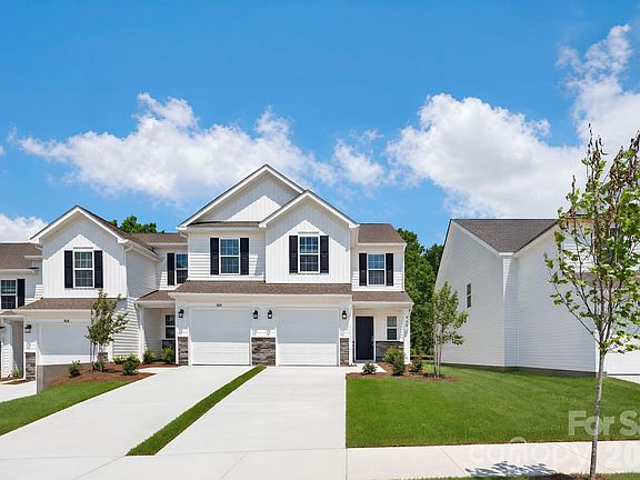 3rd image of 428 Sand Dunes Dr #87