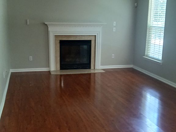 Living Room with Gas Fireplace