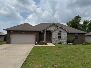 6113 N 19th Ave, Ozark, MO 65721