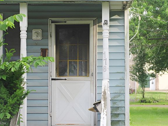 3rd image of 176 E Maryland Ave