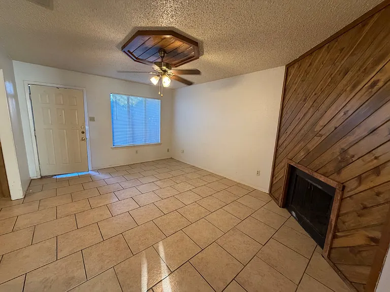 7407 Waco Ave #C — Photo 3