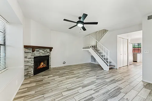 4901 E Kelton Ln #1252 Photo 1