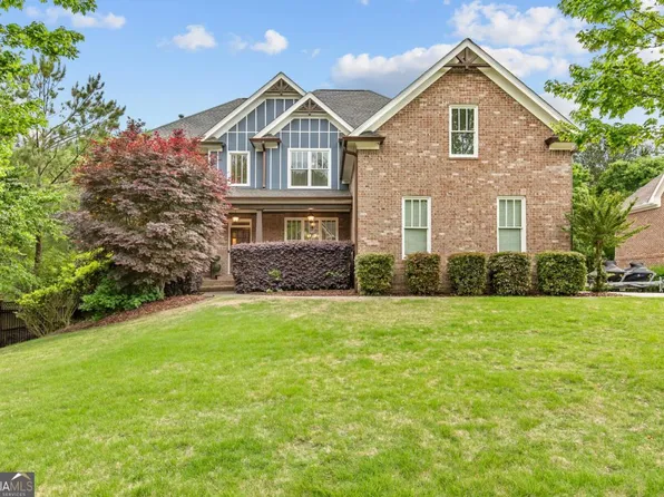 1985 Chapel Estates Ln, Dacula, GA 30019