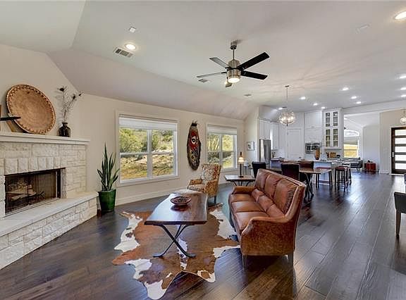 2nd image of 13702 Montview Dr