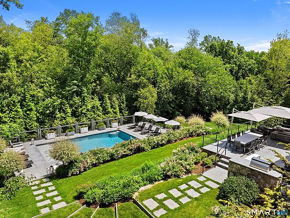 2nd image of 48 Bayberry Lane