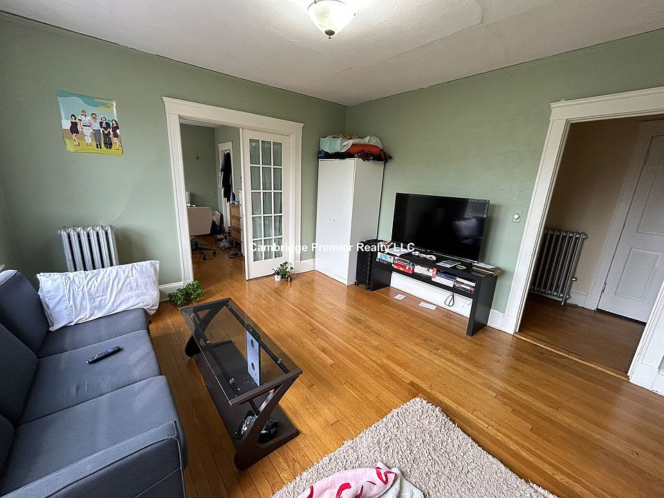 1st image of 172 Norfolk St