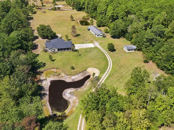217 Mccausley Road, Hubert, NC 28539