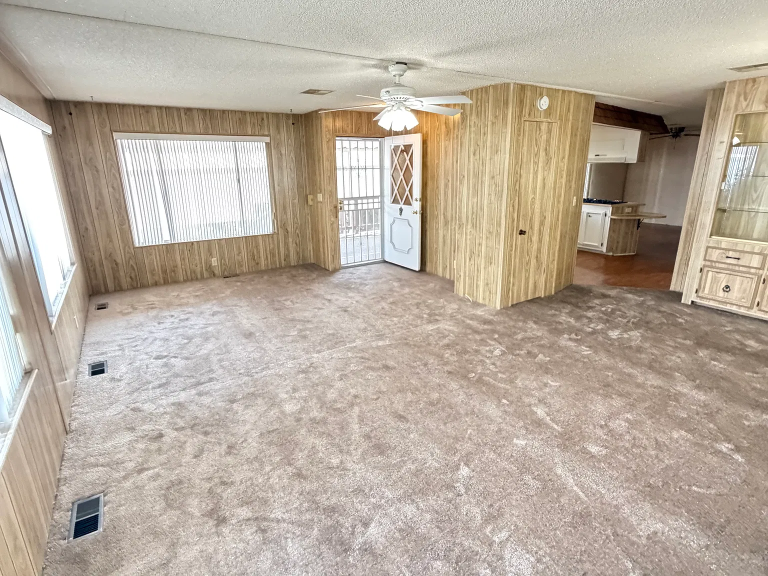 9500 Harritt Rd — Photo 4