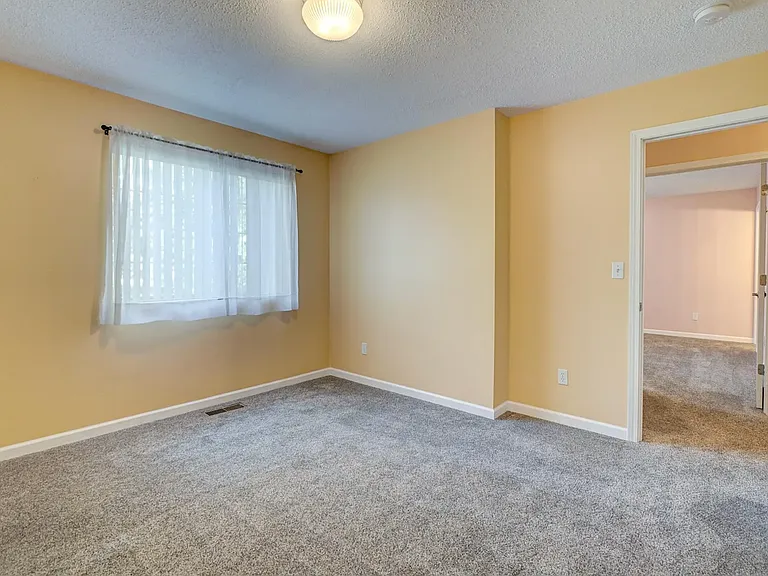 1300 Carriage Dr #A — Photo 30
