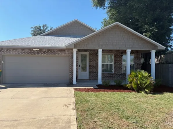 24 10th Ave, Shalimar, FL 32579