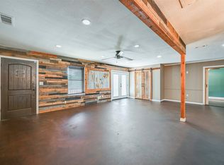2024 Walker St, Granbury, TX 76048