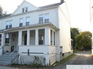 6633 Park Pl, Hudson, NY 12534