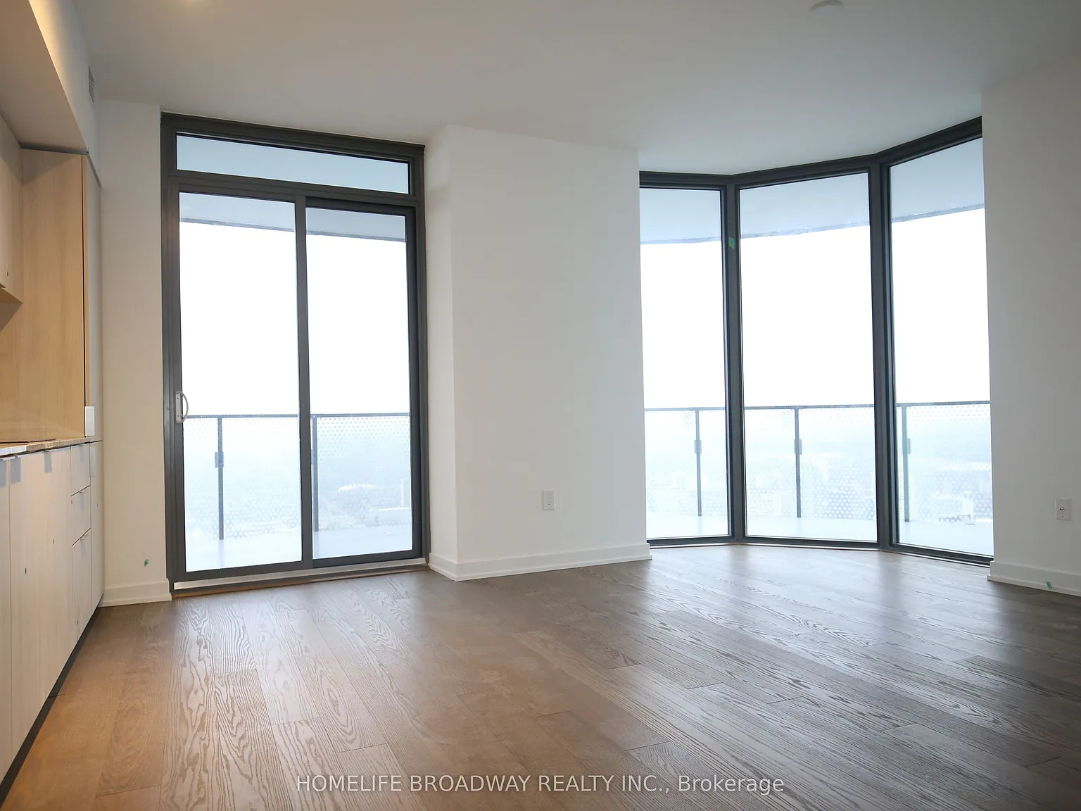 2 bed, $3,950 — Photo 4