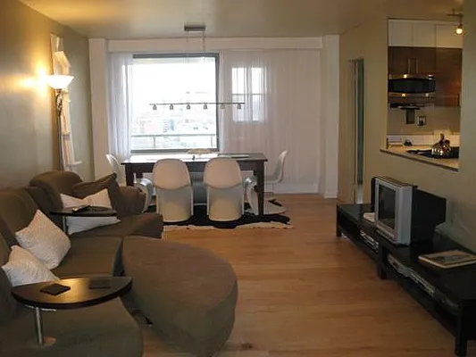 Rented by Ariela Heilman Real Estate | media 10