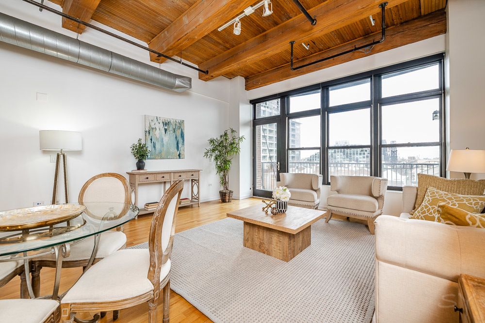 next background image