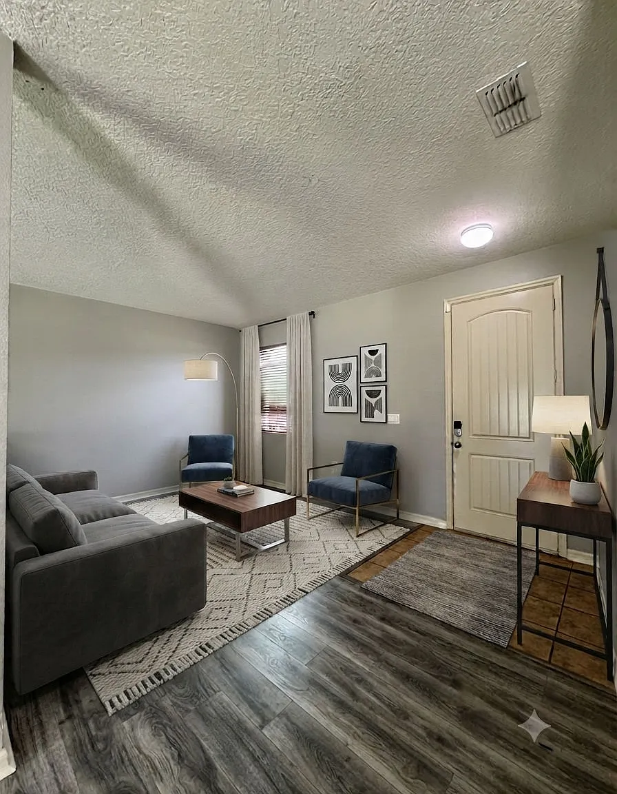 3 bed, 2.5 bath, 2631 sqft, $2,700 — Photo 3