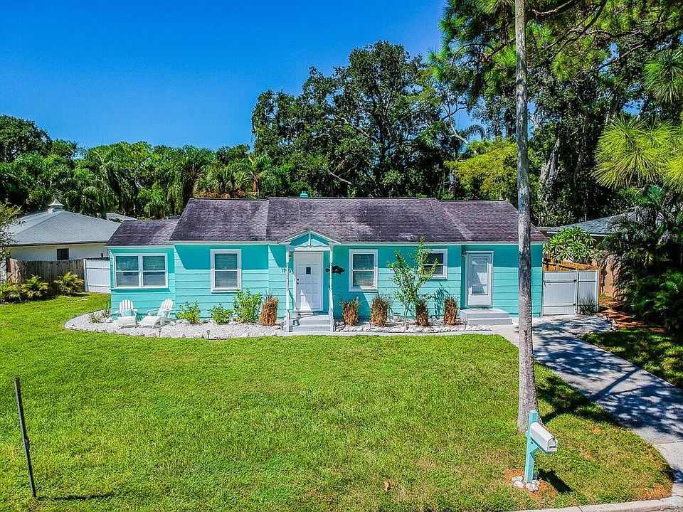 1st image of 1700 Santa Anna Dr