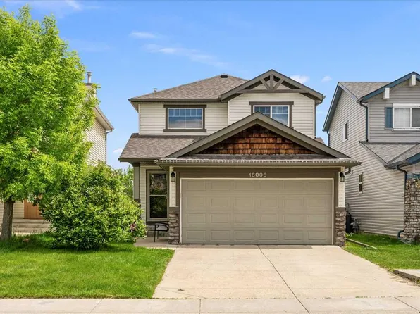 16006 Everstone Rd SW, Calgary, AB T2Y 4E6
