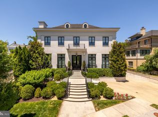 2109 Dunmore Ln NW, Washington, DC 20007