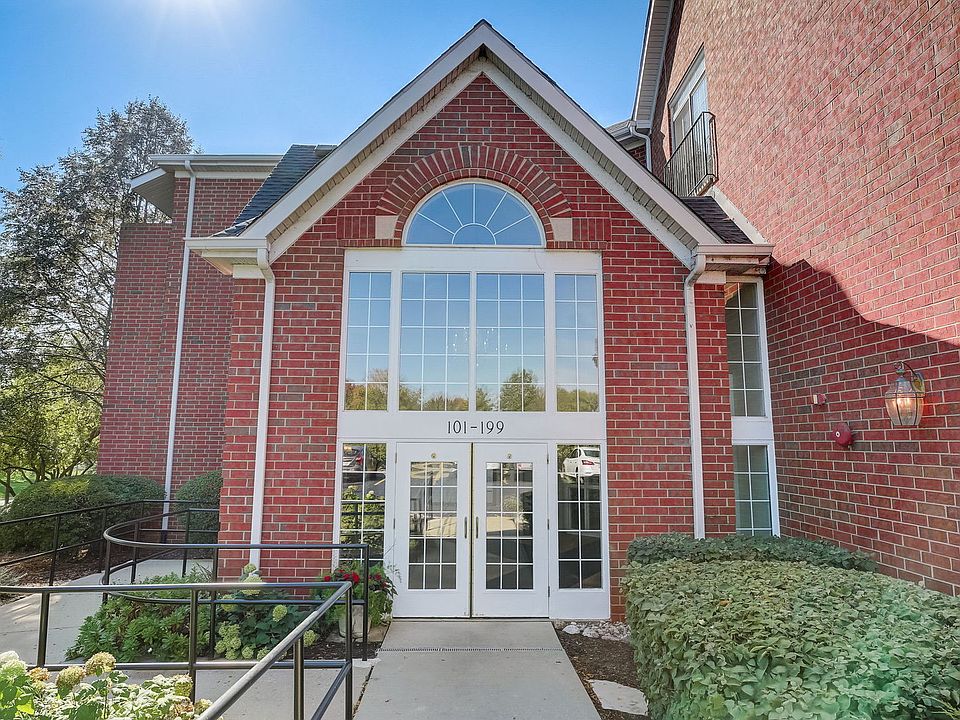1st image of 131 Hunt Club Dr #131