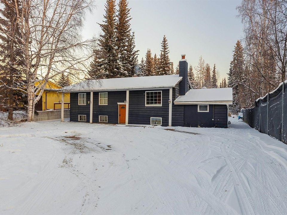 1st image of 202 Madcap Ln