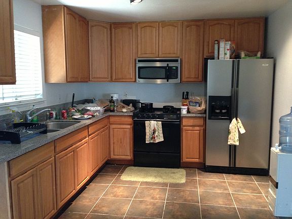 3rd image of 3339 Cypress St