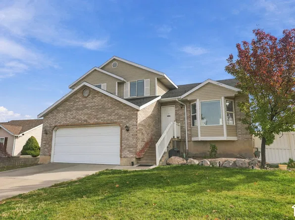 7161 S Aerie Hill Dr, West Jordan, UT 84081