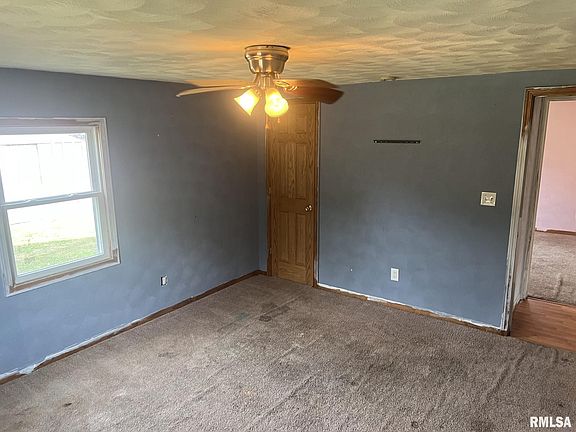4th image of 3312 66th Ave