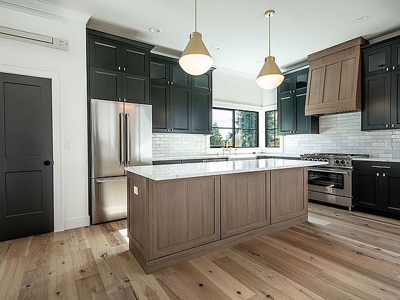 3rd image of 7726 19th Ave NW