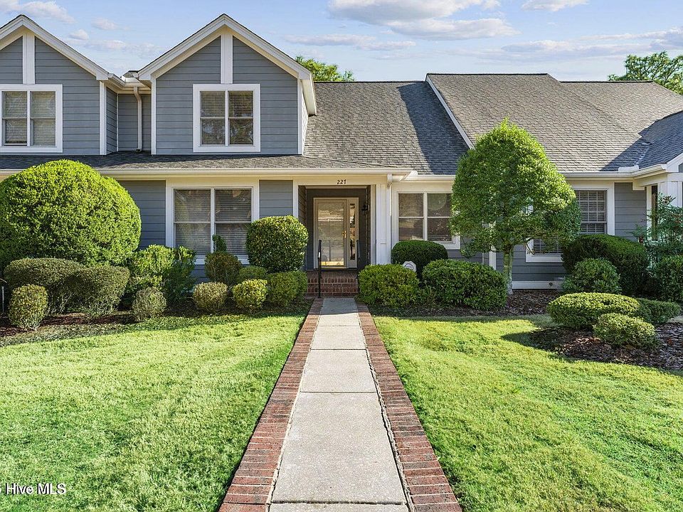 1st image of 227 N Knoll Road