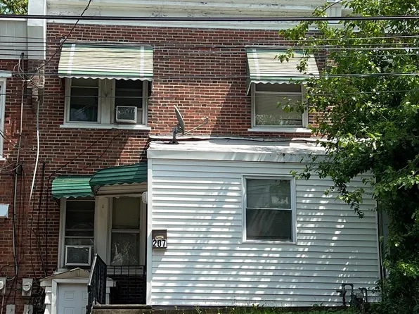 207 Hamilton Ave, Darby, PA 19023