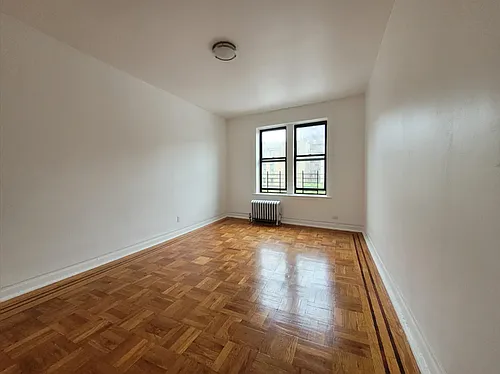 147 W 230th St #4K Photo 1