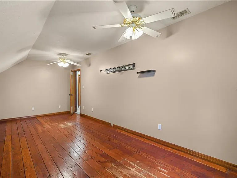 3303 Massee Rd — Photo 16