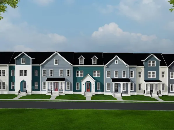 9663 Grant Ave, Manassas, VA 20110