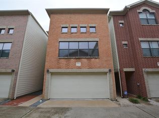 5824 Larkin St, Houston, TX 77007