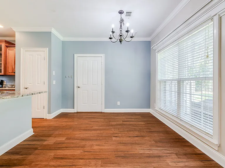23 Lake Heron Ct W — Photo 13