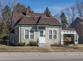 3127 Silver Lake Rd, Saint Anthony, MN 55418