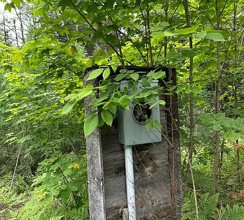 2nd image of 1164 Ravine Rd