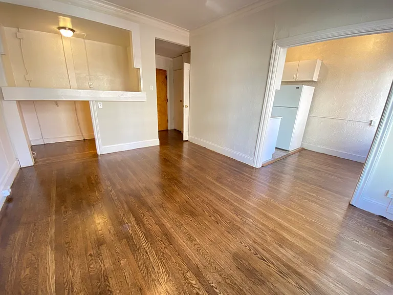 360 Hyde Street — Photo 8