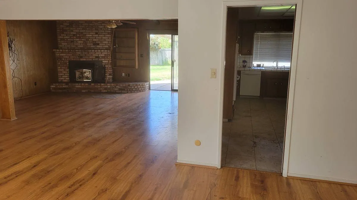 1217 Applegate Rd in Atwater, CA 95301 — Photo 2