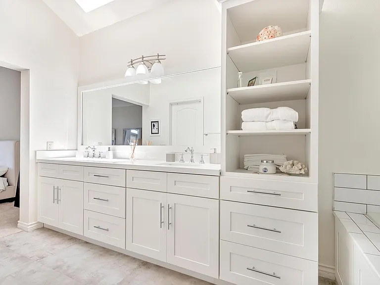 24901 Seagate Dr — Photo 12