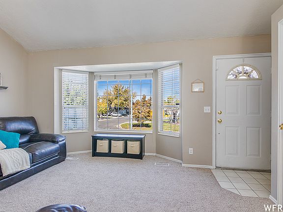 2nd image of 1269 W Eagle Nest Dr