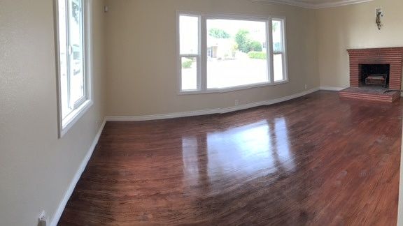 Family Room w/ Fireplace