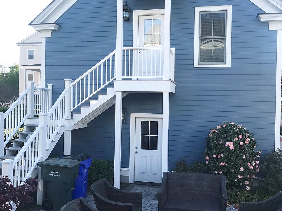 1st image of 9584 25th Bay St