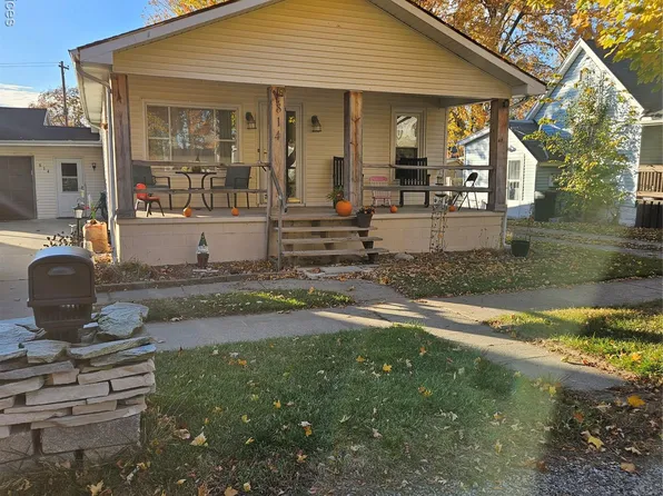 814 Saint James St, Marysville, MI 48040