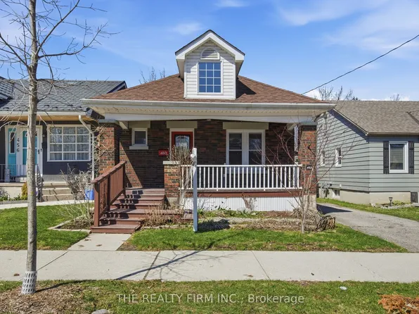 460 Moore St, London, ON N6C 2C2