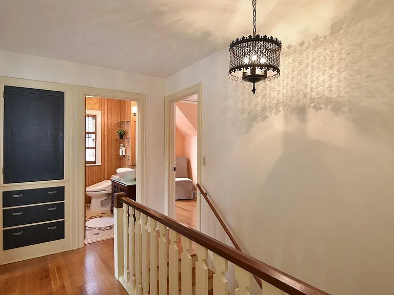 4318 NE 42nd St — Photo 18